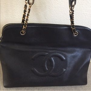 Authentic Chanel large caviar shoulder bag.